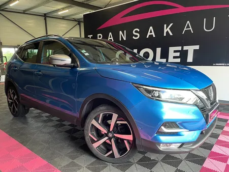 NISSAN QASHQAI 1.6 DIG-T 163 Tekna+ Avec Sièges Électriques Chauffants + Avertisseurs D'angles Morts + Bose