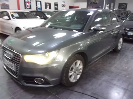 Audi a1 1.4 tfsi 122 s-line s-tro7 9/11 175mkm 2°m/france gps/tel/toit ouvrant/ja/regul/clim/factures d entretien a l appui