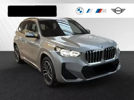 Bmw X1 25e XDrive 245Ch M-Sport - Attelage élec - Suspension adpatative- Sound - Sièges chauffant - Accès et démarrage sans clé - Chauffage auxiliaire - Hayon électrique - Alarme