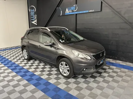 PEUGEOT 2008 1.2i PureTech - 82 Style - DISTRIBUTION A JOUR- RADAR DE RECUL