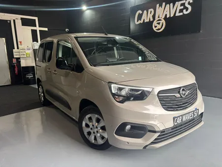 Opel combo life 1.5 diesel 130 ch elegance pack * gps / camera / sieges chauffants / gripp controle * 1 er main * 2021