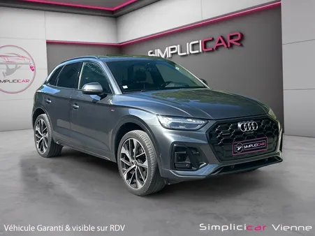 AUDI Q5 40 TDI 204 S tronic 7 Quattro S line Toit ouvrant Garantie 12 Mois