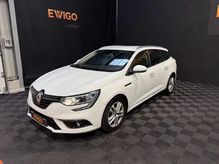 Renault megane estate 1.5 dci 110ch business / courroie de distribution et courroie d’accessoire ok