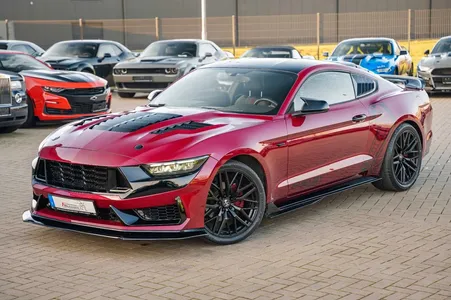 FORD Mustang 3.7 V6 Dark Horse Style 305 ch – LED – CarPlay – Caméra – Pack Performance