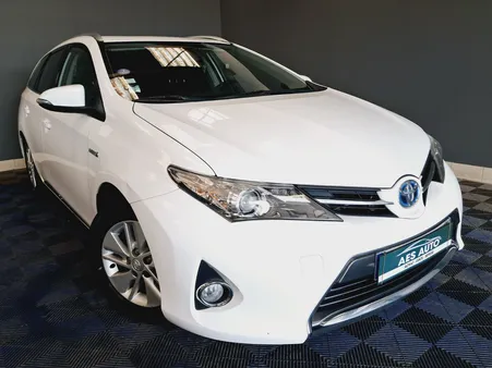 TOYOTA AURIS TOURING SPORTS Hybride 136h Dynamic