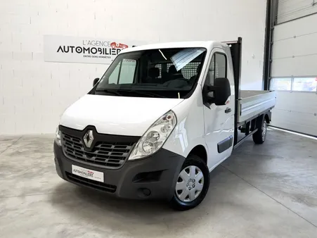 RENAULT Master III Plateau Ridelles L3H1 2.3 DCI 130 – Français TVA Faible Kilométrage Bluetooth Attelage 3 Places