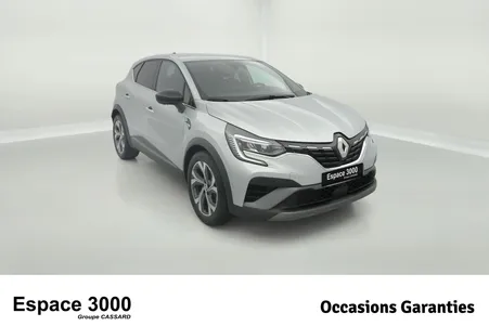 RENAULT Captur E-Tech 145 - 21 R.S. Line