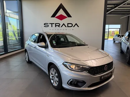 Fiat TIPO 1.4i 95CV / GARANTIE 6 MOIS / RADAR STATIONNEMENT / RÉG. VITESSE / CLIM AUTO ..