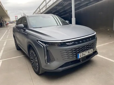 OMODA 9 1.5 TGDI PHEV 537ch AWD - Toit Pano - Écrans 24.6" - Sièges Massants - Caméra 540°