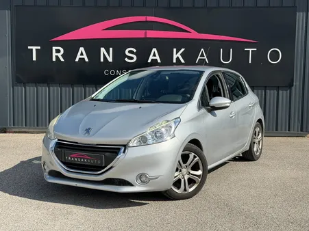PEUGEOT 208 1.6 e-HDi 92ch BVM5 Style