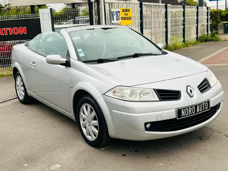 Renault Mégane CC (II) COUPE CABRIOLET 1.9 DCi 120CH