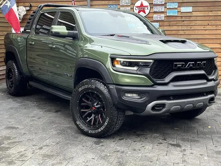 Dodge RAM 1500 TRX 6.2 V8 Supercharged 711 ch 4x4 – Harman Kardon – 360° – HUD