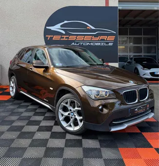 Bmw x1 18i sdrive 150 ba - attelage amovible - toit ouvrant