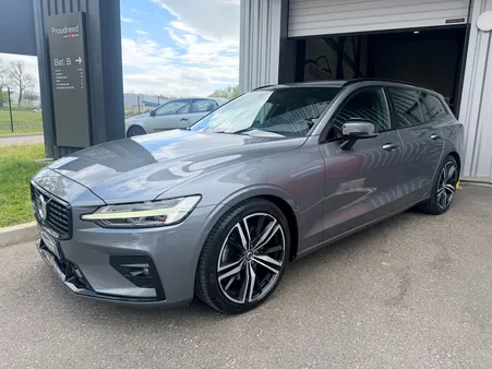 Volvo V60 B4 2.0d 197ch R-Design GearTronic8 - 1ère main 🤚 - Entretien 100% Volvo ✅ - JA 19" - Cuir Sport Electrique Mémoire - Full LED Adaptatif - Hayon Electrique - Keyless - Caméra - GPS - 2 clés