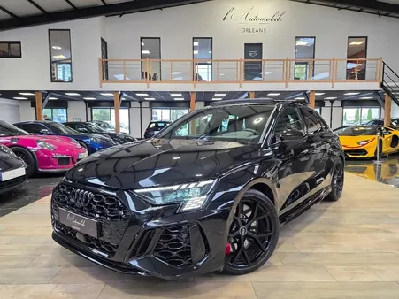 Audi Rs3 SPORTBACK 2.5 TFSI 400 QUATTRO S-TRONIC /RS/BANG & OLUFSEN/TOIT PANO/