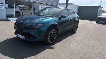 Alfa Romeo Junior 1.2 Ibrida 145 ch e-DCT6 Ti 5p