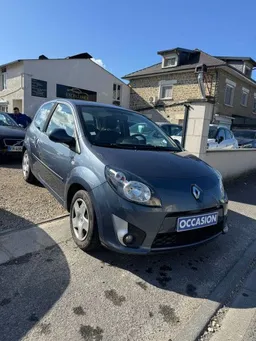 Renault TWINGO II 1.2 16V 75CH DYNAMIQUE