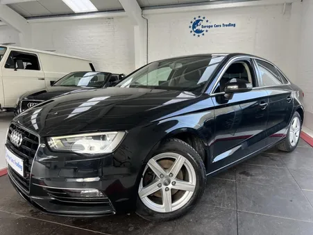 Audi A3 SEDAN AMBITION LUXE 1.6 TDI 110CH GAR 12M