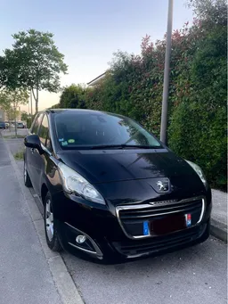 Peugeot 5008 BVA 7 places 2.0 HDI 120