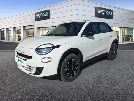 Fiat 600 1.2 Hybrid Turbo 110ch DCT6