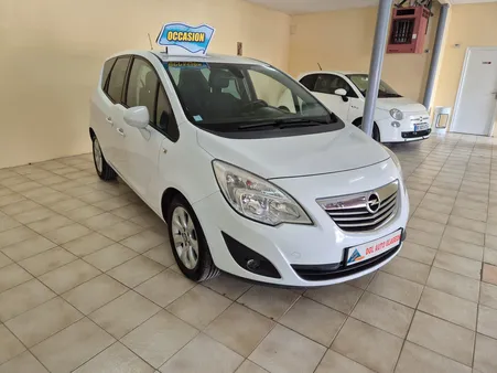 Meriva 1.4 turbo révisé garantie 6 mois reprise et financement possible