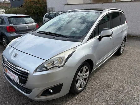 PEUGEOT 5008 Allure 1.6 HDI 120 CV EAT6