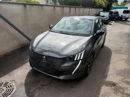 Peugeot 208 gt