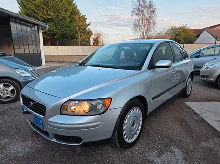 Volvo S40 2.0D 136CV 160000km 2 ème main