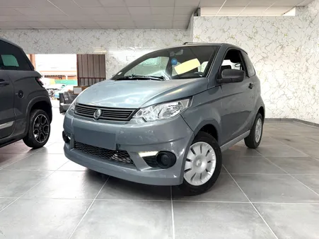 Voiture sans permis aixam city – faible kilométrage