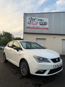 Seat ibiza white connect /radars de recul - bluetooth - jantes chromées/