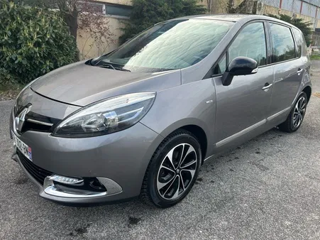 Renault Scenic 1.2 TCE 132cv BOSE