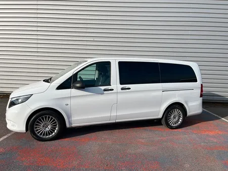 Mercedes vito tourer 9 places 114 cdi long boite automatique