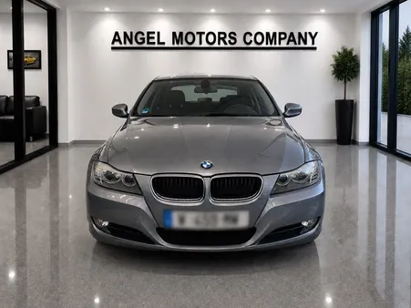 BMW 320i Confort