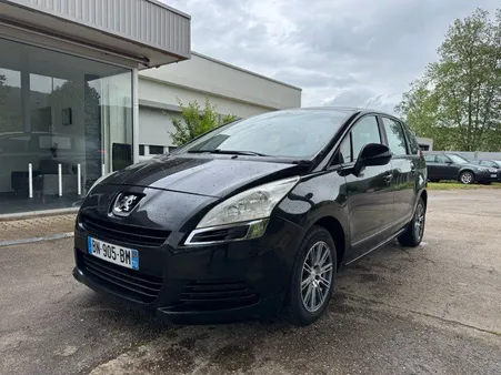PEUGEOT 5008 1.6 HDi 112 CV CT OK (7place)