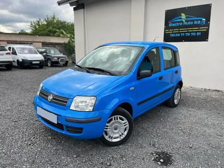 Fiat panda 1.3 essence année 2008 109000 km