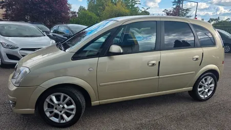Opel meriva 1l8 essence boite auto