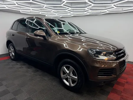 VOLKSWAGEN Touareg II 3.0 TDI V6 24V 240 CV / GARANTIE 1 AN  / Sièges Chauffants / Bluetooth / Attelage / Livraison à domicile possible dans TOUTE la FRANCE