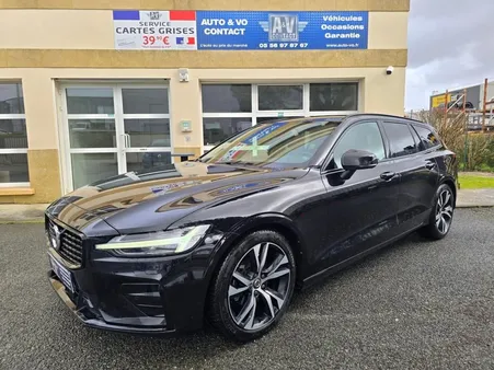 Volvo V60 R-DESIGN B4 197CH MHEV GEARTRONIC 8 (510e/mois) - Suivi VOLVO ACC FULL BLACK