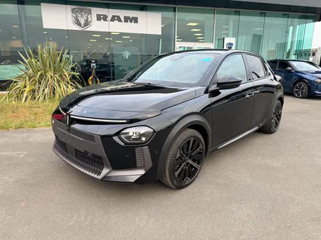 Loa 196e/mois Nouvelle Lancia Ypsilon Électrica 54kWh 156ch HF Line