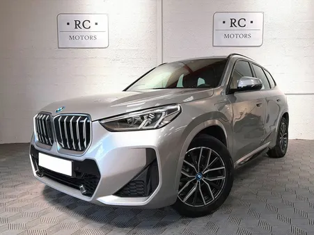 BMW X1 M Sport 25e 245 ch. *Camera *Carplay *JA18 *Hayon Elec *1°Main France *Carnet BMW Hybride rechargeable xdrive 25e PHEV m-sport xdrive25e u11