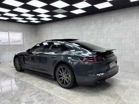 Porsche panamera 4 hybride v6 462