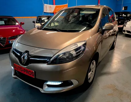 Renault scenic 1.5 dci 110ch business 7 places