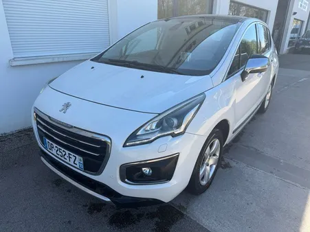 Peugeot 3008 1.6 hdi 115 cv boîte auto féline