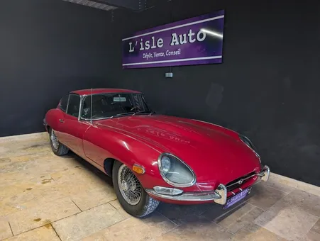 Jaguar E-Type Series 2 4.2 6 cyl en ligne