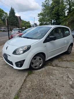 Renault twingo 2 1l2 75cv boîte automatique