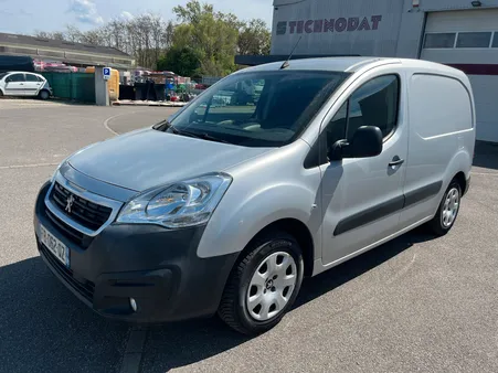 Peugeot Partner 2 (2018) – TVA Récup – AdBlue Neuf – Full Habillage Bois – Crit'Air 2 🛠️