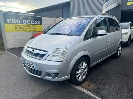 Belle Opel Meriva 1.6i L Essence 16 V 105 CH COSMO