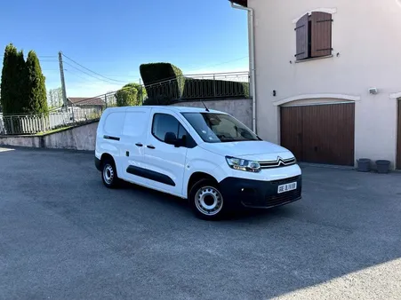 Citroen BERLINGO VAN XL 950KG BLUEHDI 100 DRIVER - 3 PLACES / Caméra de recul