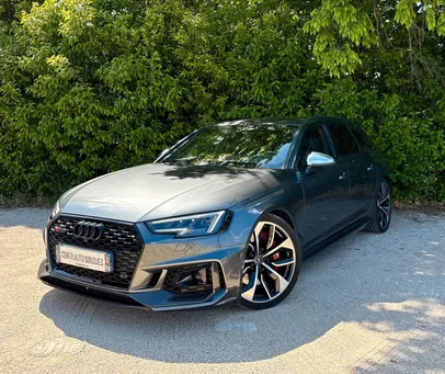 Audi RS4 Avant 2.9 TFSI V6 450cv Quattro Pack CARBONE
