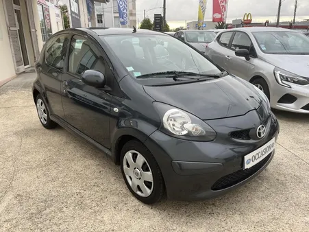 TOYOTA AYGO 1.0 VVT-i - BOITE AUTO Confort